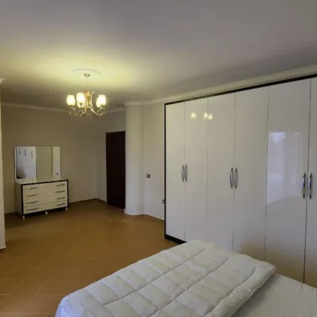 Hotel Briel Golem (Tirana)