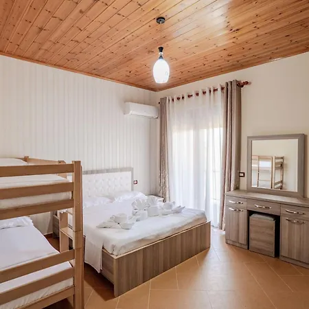 Hotel Briel 3*