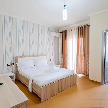 Briel 3* Голем