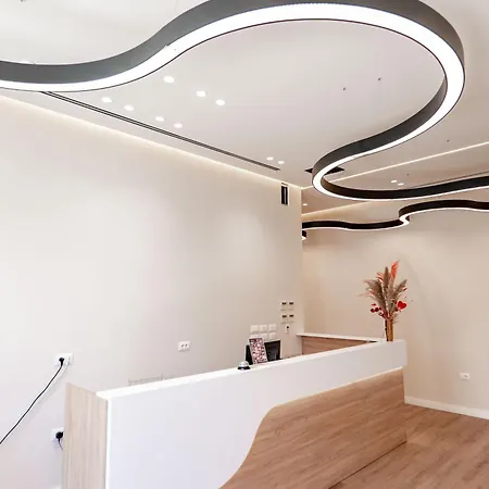 Briel 3* غوليم
