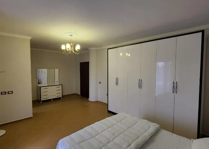 Hotel Briel Golem (Tirana)